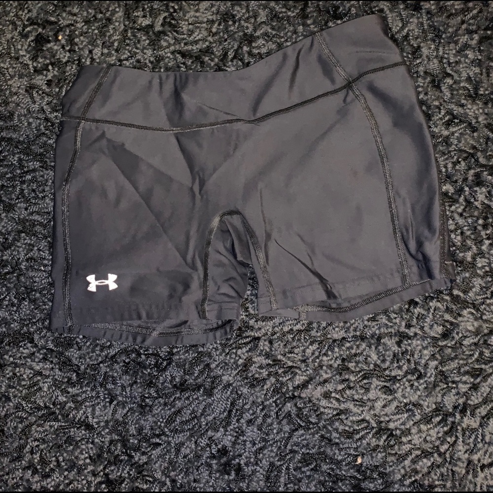 Spandex/ volleyball shorts